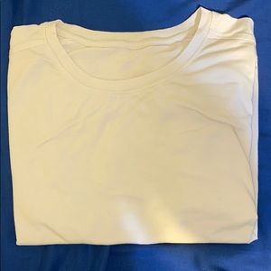 Alphalete men’s premium rolled muscle tee